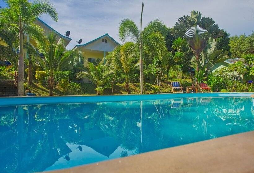 هتل Sea View Resort