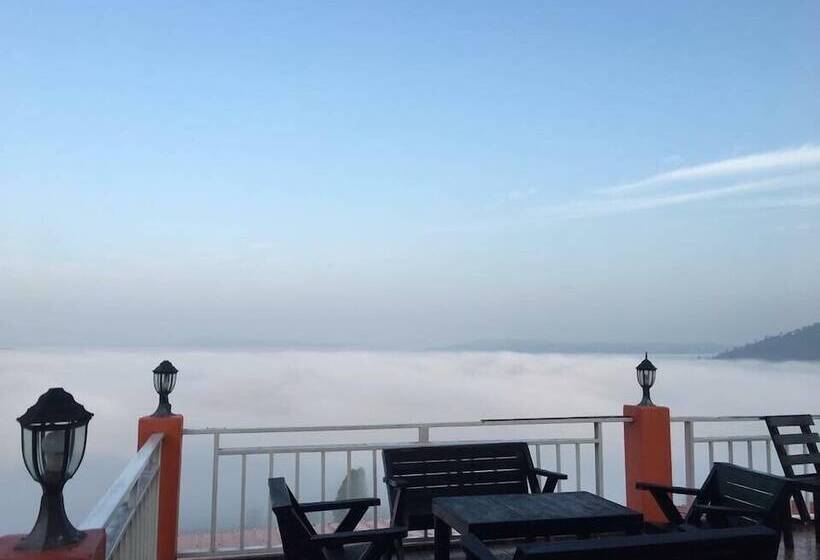 هتل Seemok Resort