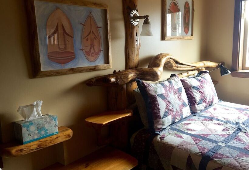 تختخواب و صبحانه A Swan Nest Inn