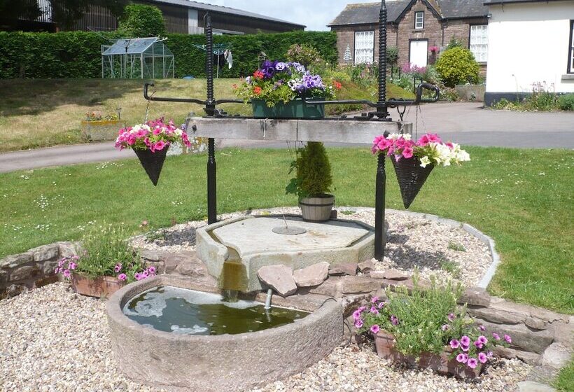 Bed and Breakfast Benhall Farm Holidays