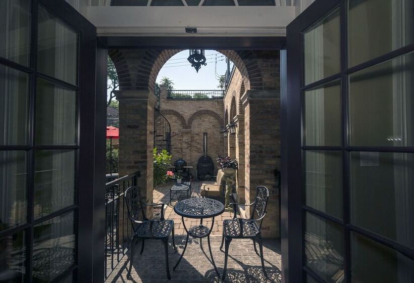 تختخواب و صبحانه Villa D  Citta