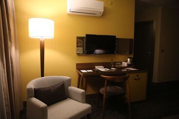 Diasos Otel Buca