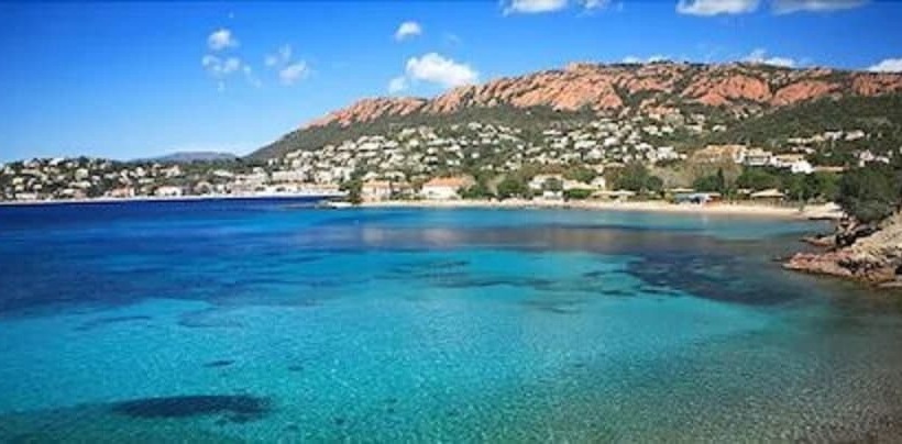 هتل La Cabane De Bob   Saint Raphael