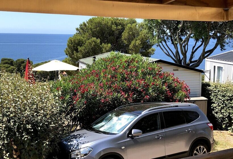 هتل La Cabane De Bob   Saint Raphael