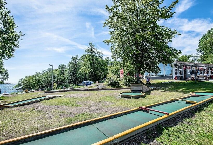 هتل Kolleviks Camping Och Stugby