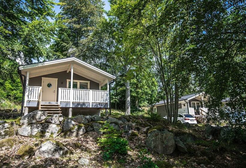 هتل Kolleviks Camping Och Stugby