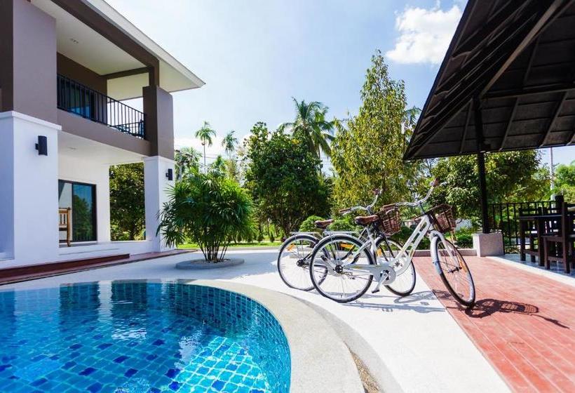 هتل The Retreat Khaolak Resort   Sha Extra Plus