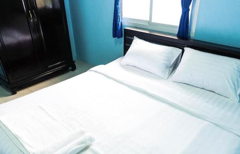 هتل Theppahrak Home