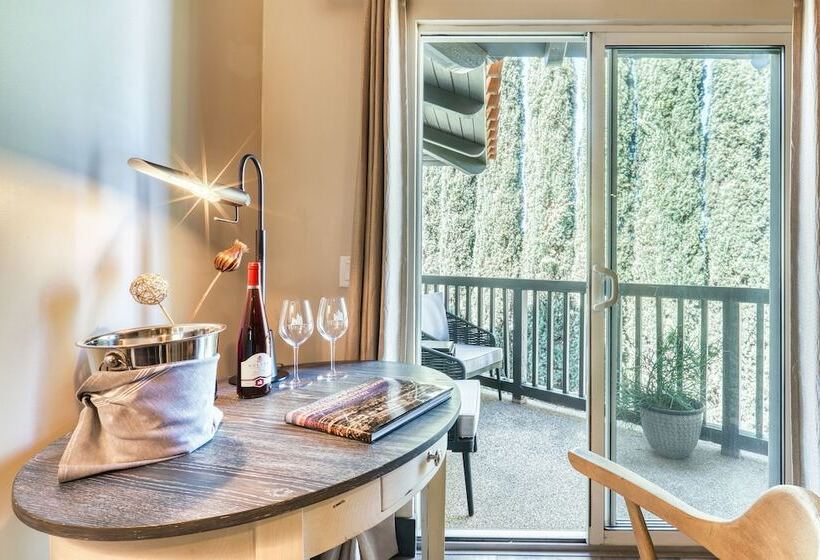 פונדק Europa Village Wineries And Resort