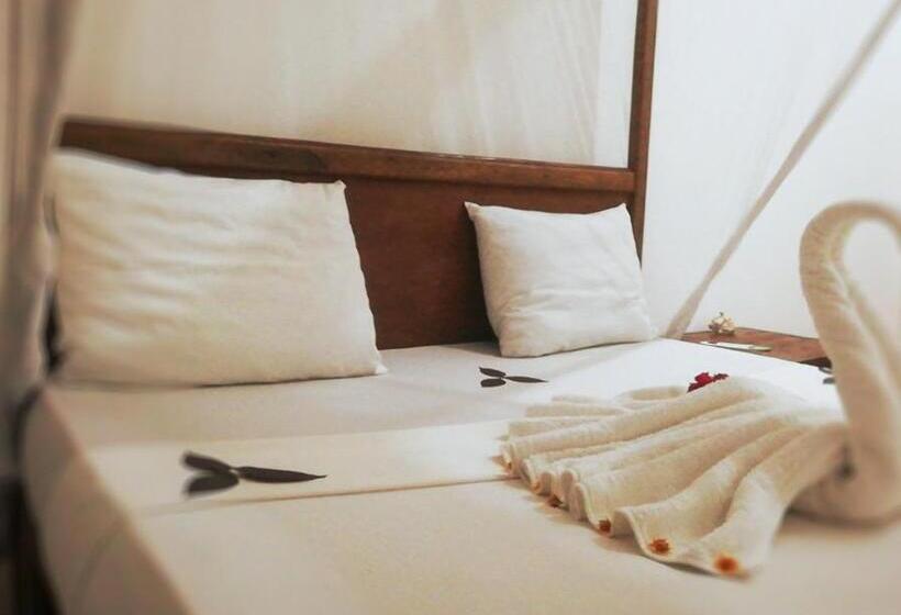 تختخواب و صبحانه Ondo House