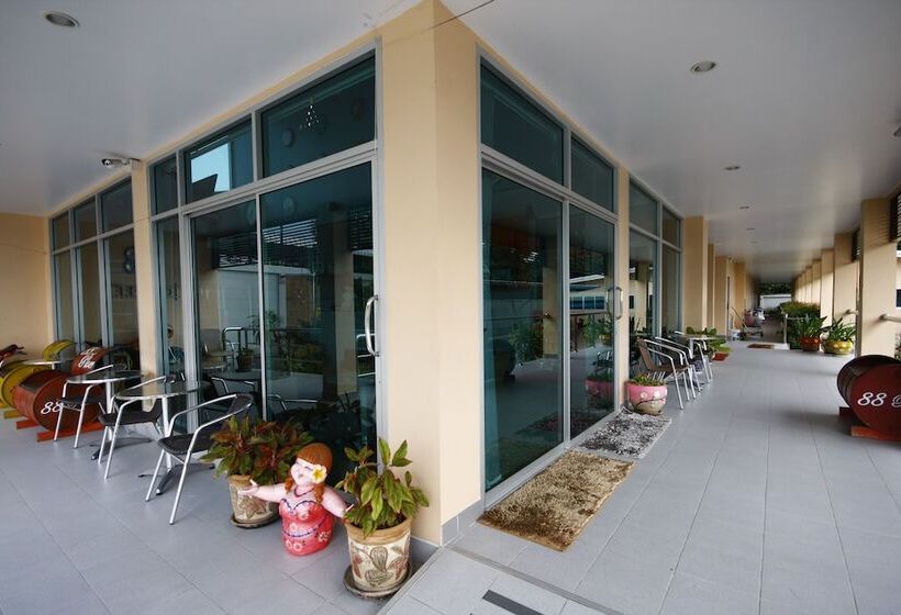 هتل 88 Place
