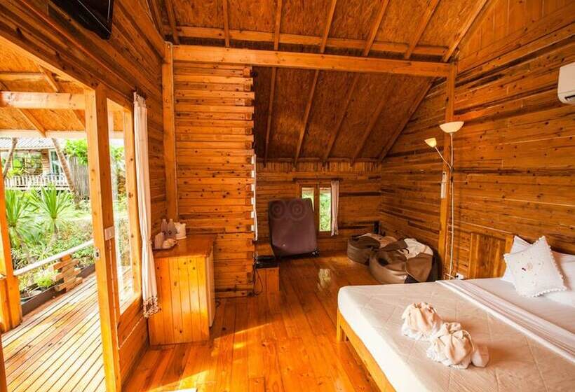 هتل A Na Lay Resort Koh Kood