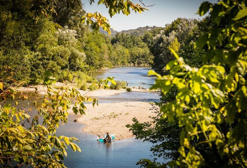 ホテル Camping Les Genêts D Or