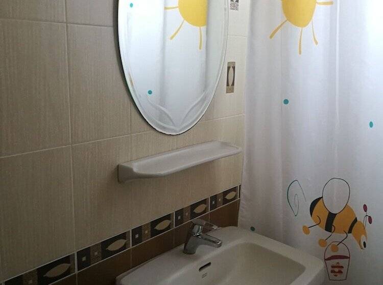 هتل Lan Bua Resort