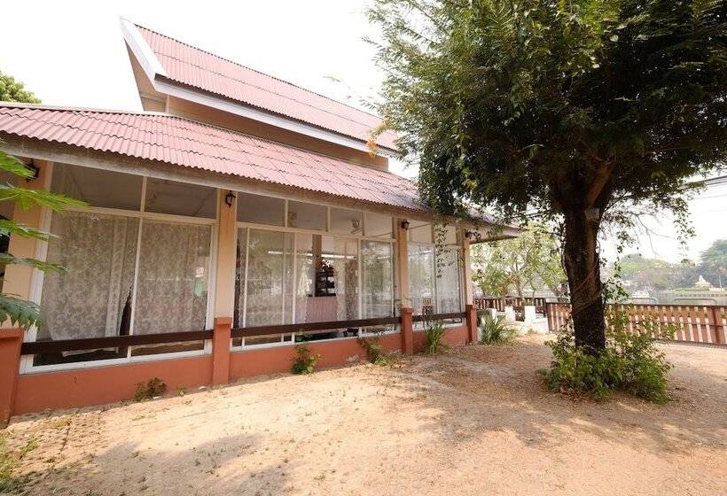 هتل Piya Guesthouse