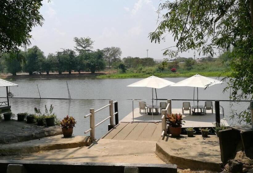 هتل River Marina Resort