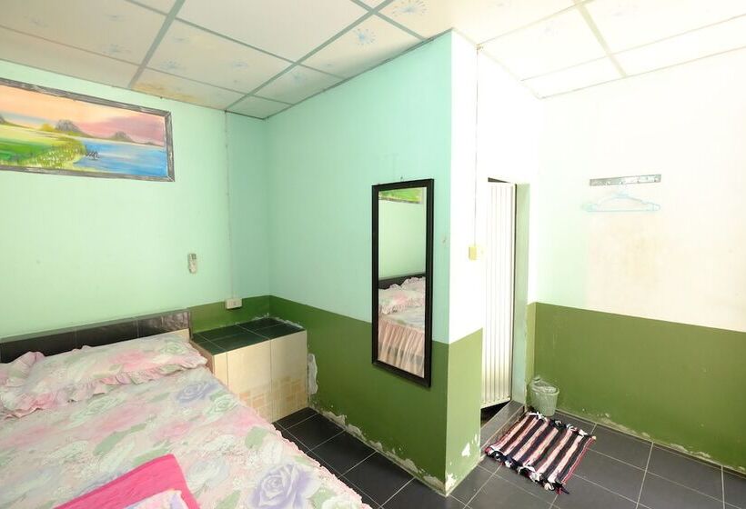 בית מלון כפרי Sangthong Resort