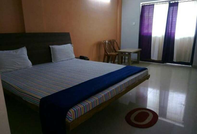 Hotel Goroomgo Shree Mandir Palace Puri