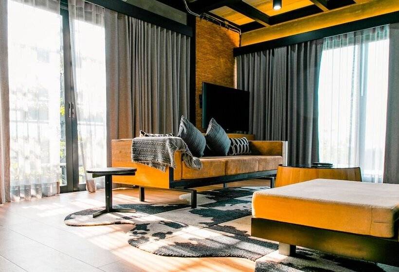 هتل Vino Neste Private Pool Villas