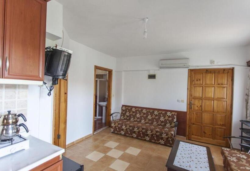 Mevsim Otel