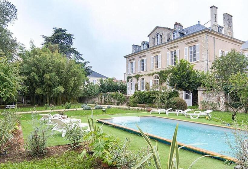 بنسيون Chambre D Hotes La Maison De Maître