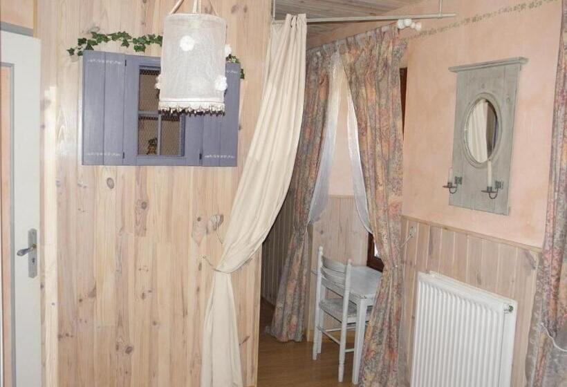 פנסיון Gîte Auberge Les Terres Blanches De Méolans