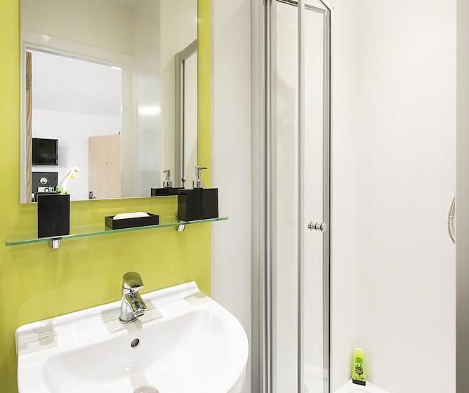 هاستل Crescent Place  Campus Accommodation