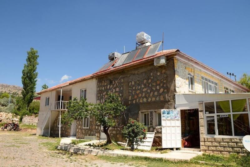 Общежитие Karadut Pansiyon Nemrut