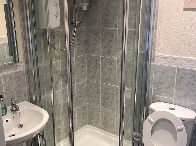 هتل Brooklyn House