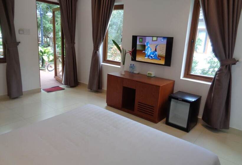 هتل Mango Garden Resort