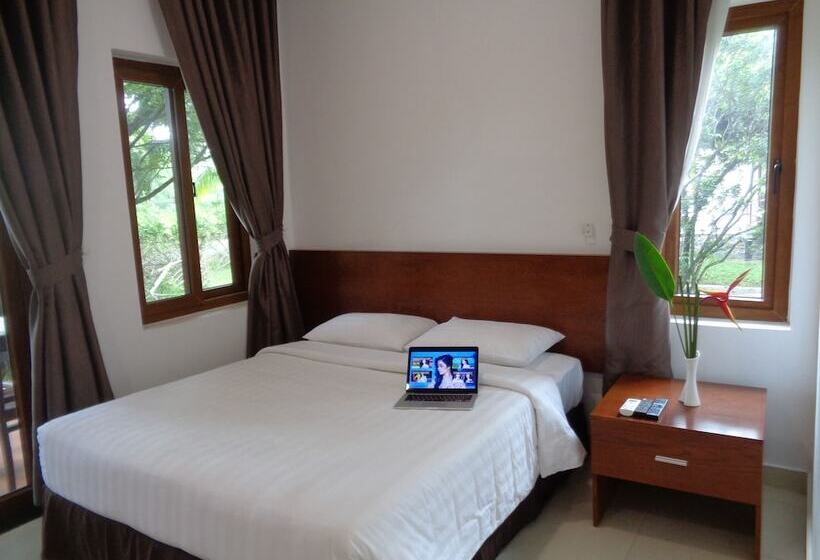 هتل Mango Garden Resort