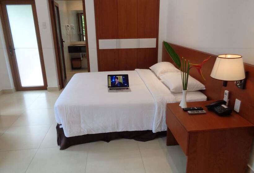 هتل Mango Garden Resort