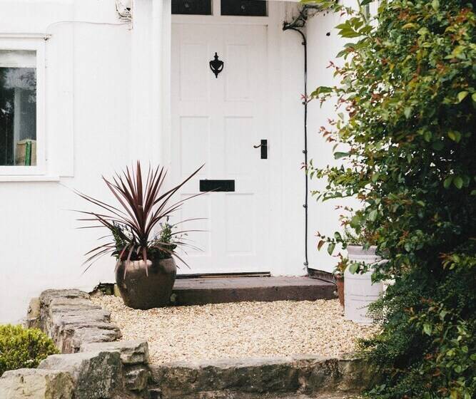 膳宿费 Broncoed Uchaf Country Guest House