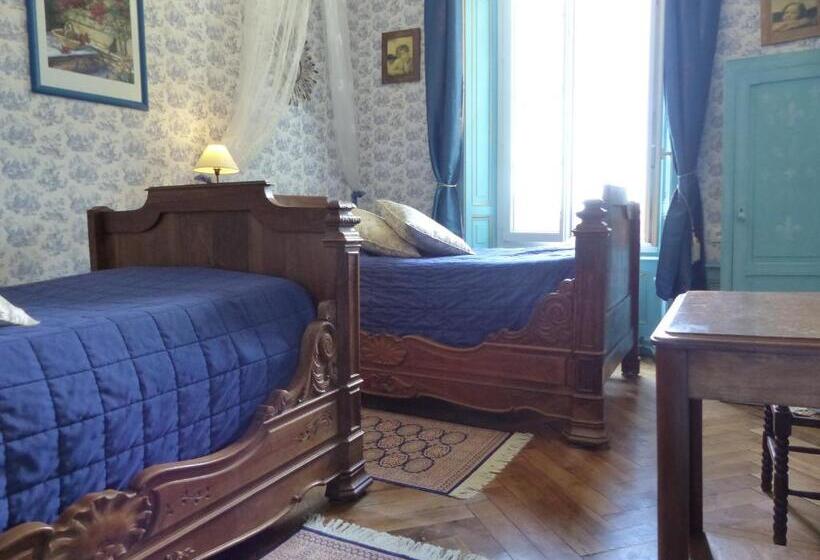 Пансион Château De Montsablé