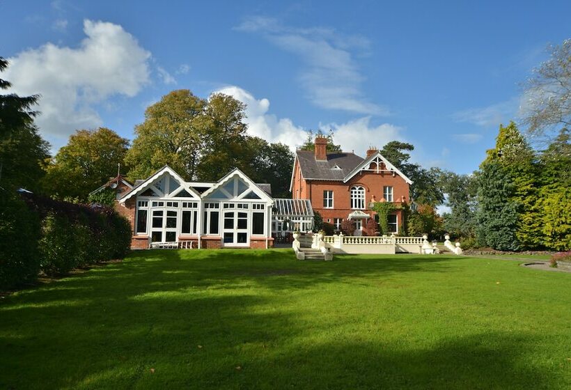 پانسیون Glenmore Manor Guesthouse