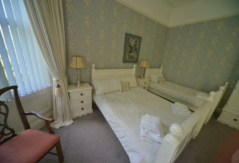 پانسیون Glenmore Manor Guesthouse