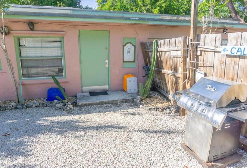 리조트 Key Largo Cottages