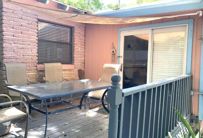 리조트 Key Largo Cottages