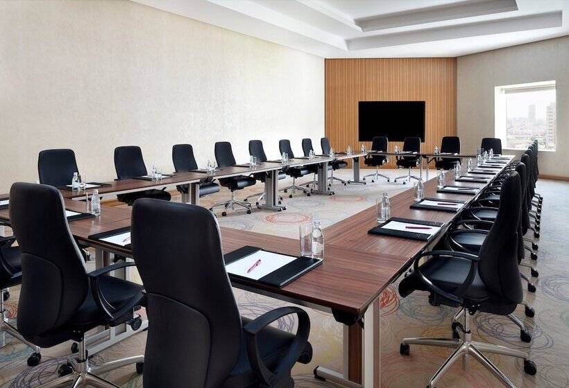 Fotos del hotel Crowne Plaza Hotel Riyadh Minhal, An Ihg:  36 Fotos del hotel Crowne Plaza Hotel Riyadh Minhal, An Ihg:  36