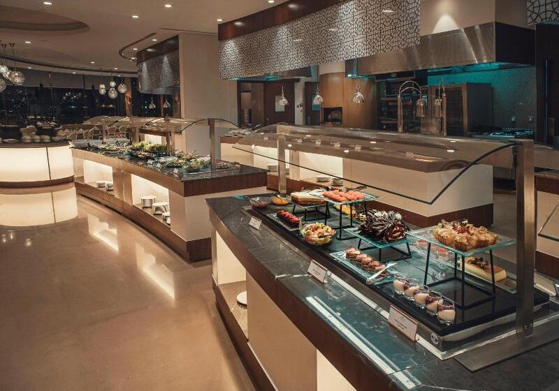 Fotos del hotel Crowne Plaza Hotel Riyadh Minhal, An Ihg:  30 Fotos del hotel Crowne Plaza Hotel Riyadh Minhal, An Ihg:  30