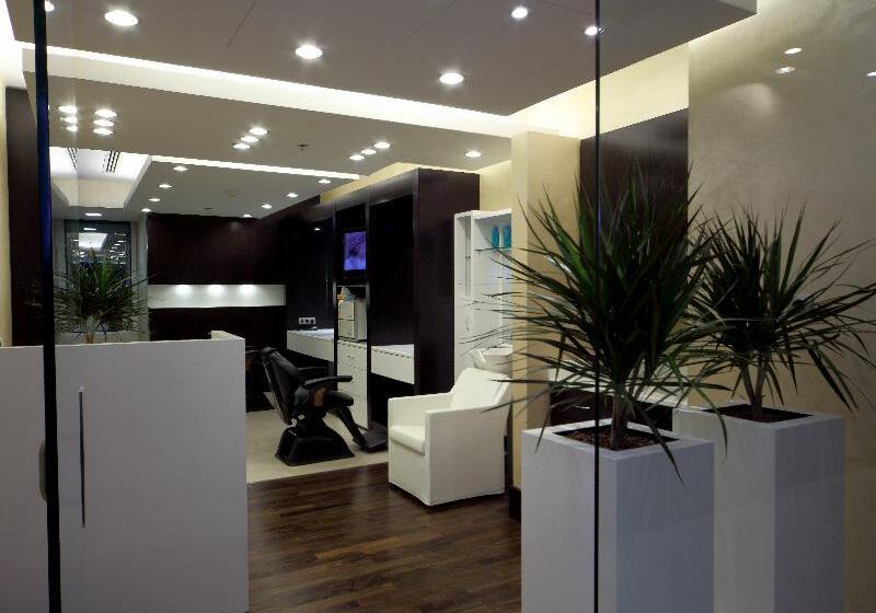 Fotos del hotel Crowne Plaza Hotel Riyadh Minhal, An Ihg:  70 Fotos del hotel Crowne Plaza Hotel Riyadh Minhal, An Ihg:  70