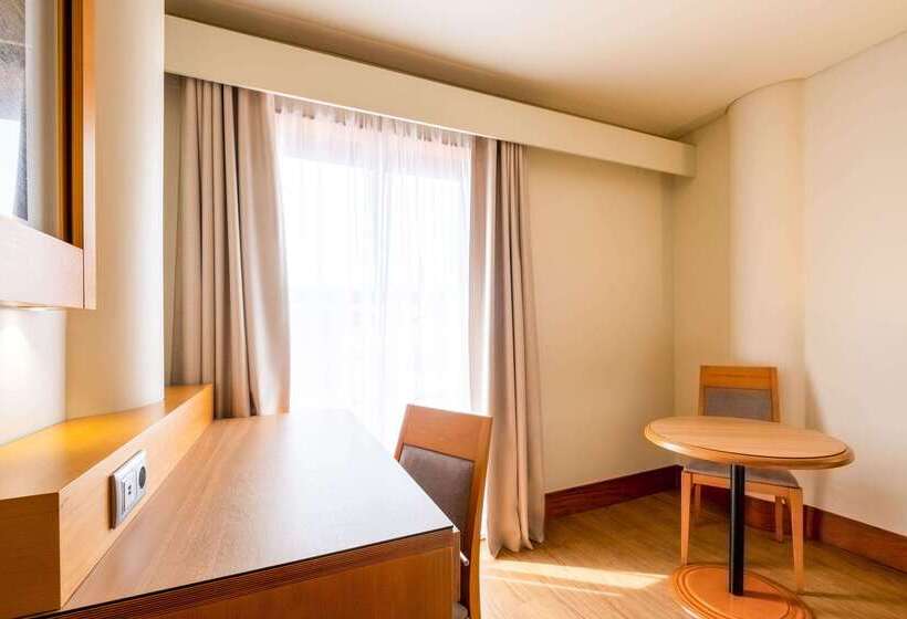 هتل Comfort Inn Ponta Delgada