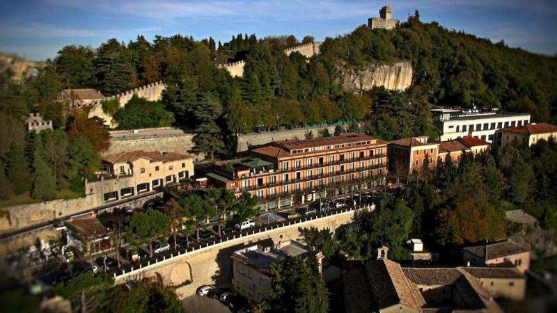 فندق Grand  San Marino