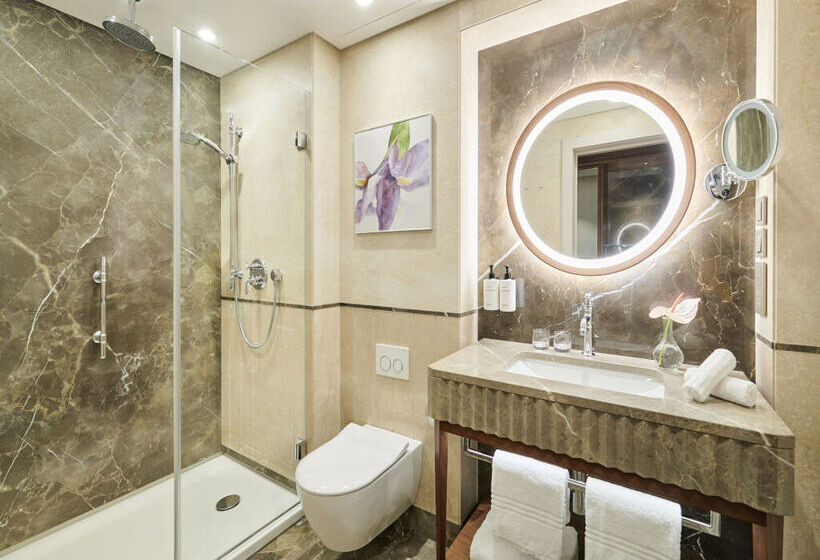 Fotos del hotel Athenee Palace Hilton Bucharest:  22