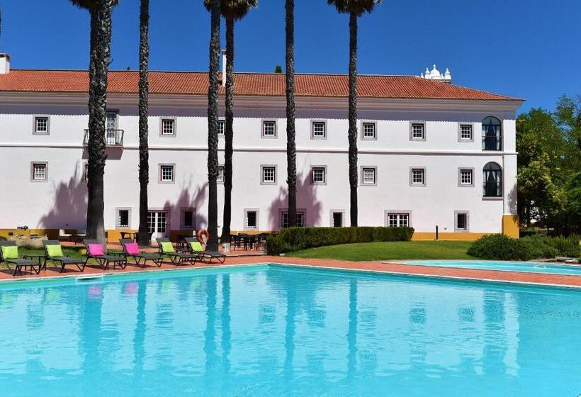 هتل Pousada Convento De Beja