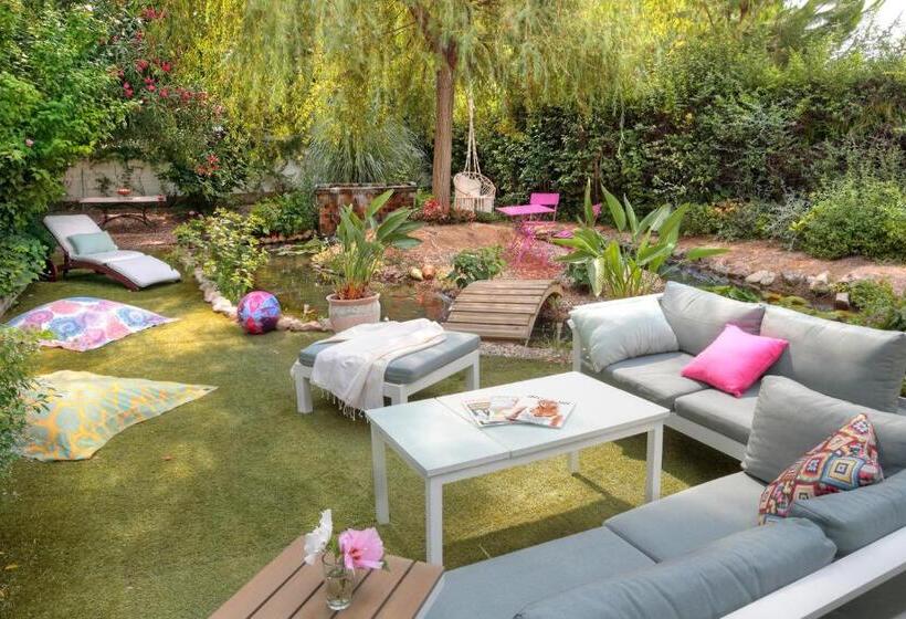 تختخواب و صبحانه La Villa Des Sens