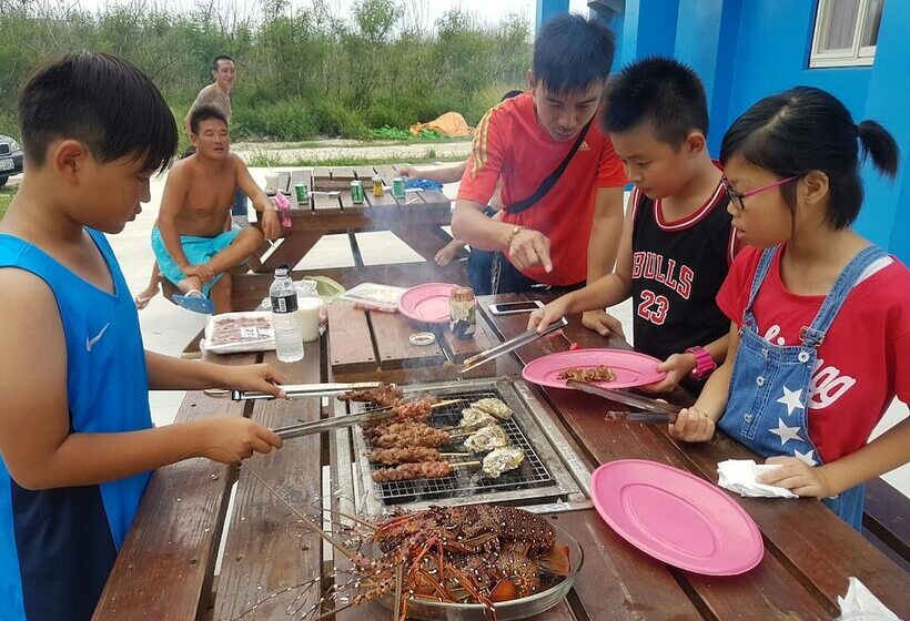 تختخواب و صبحانه Ou Hai You Travel