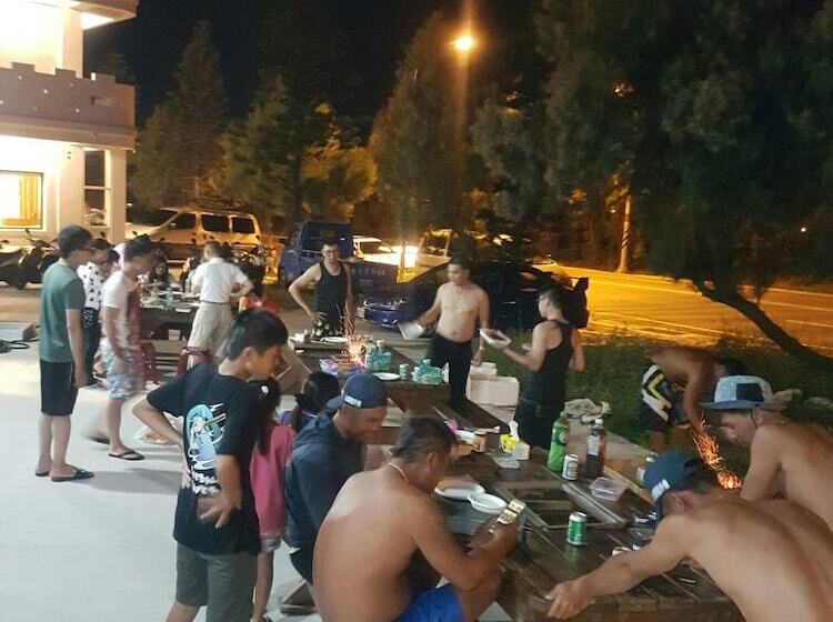 تختخواب و صبحانه Ou Hai You Travel