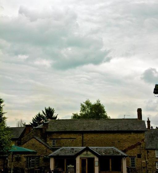 여관 Fox At Farthinghoe
