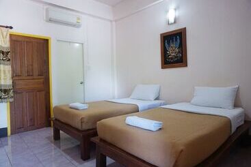 هتل Ban Poh Garden House